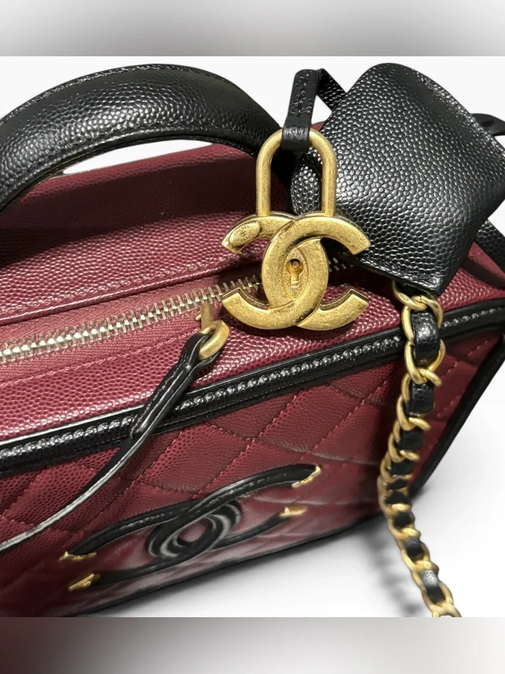 CHANEL CC Filigree Vanity Case Burgundy